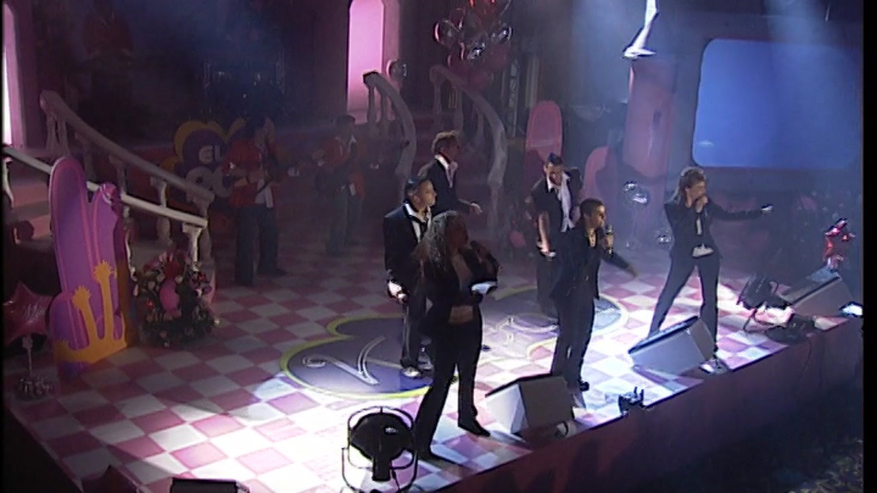 La banda toca en la fiesta