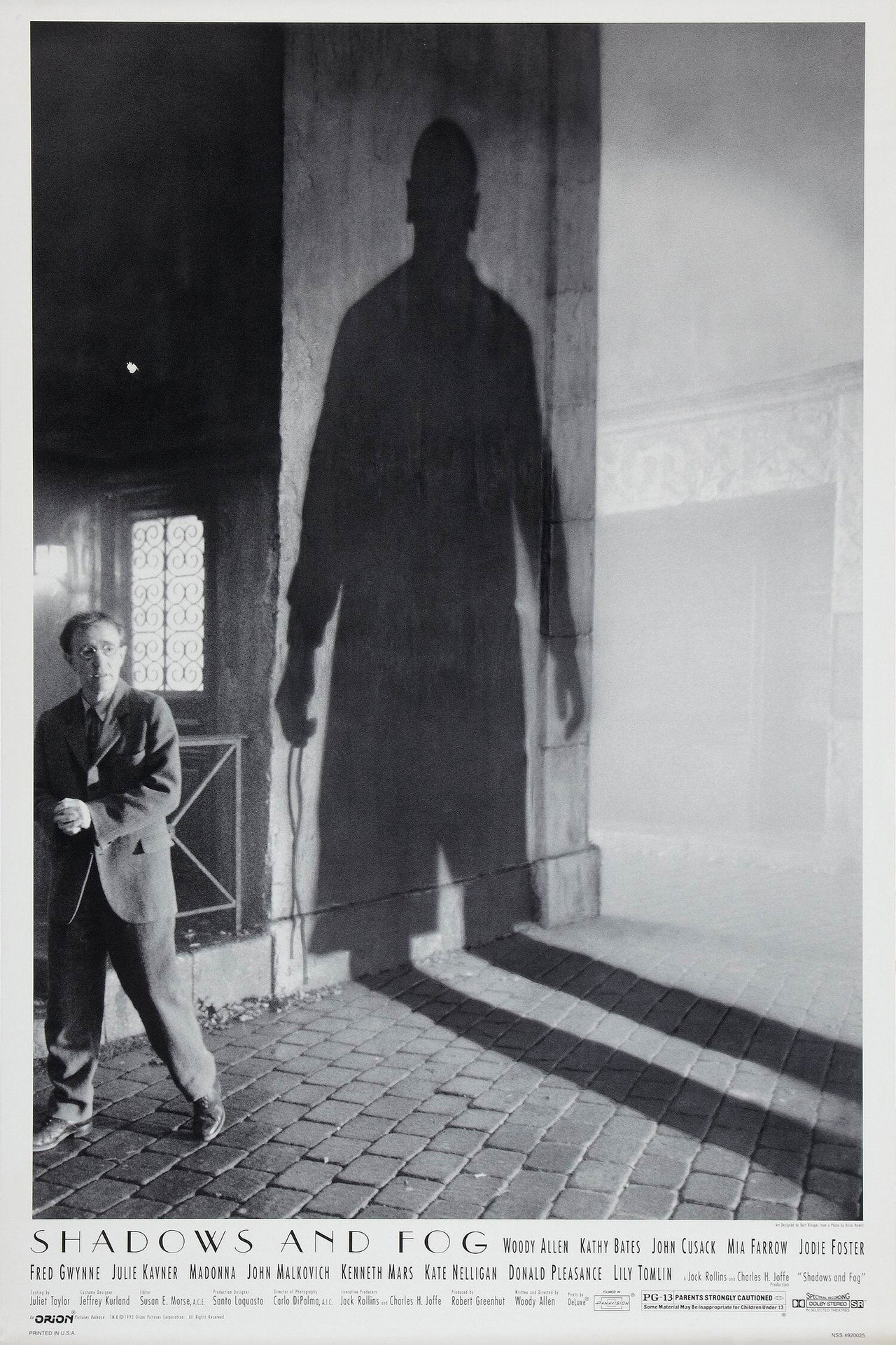 Shadows and Fog (1991)