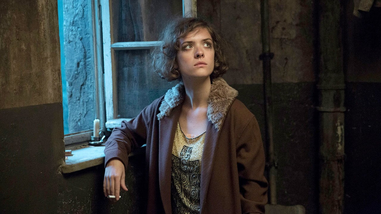 Babylon Berlin S01E01