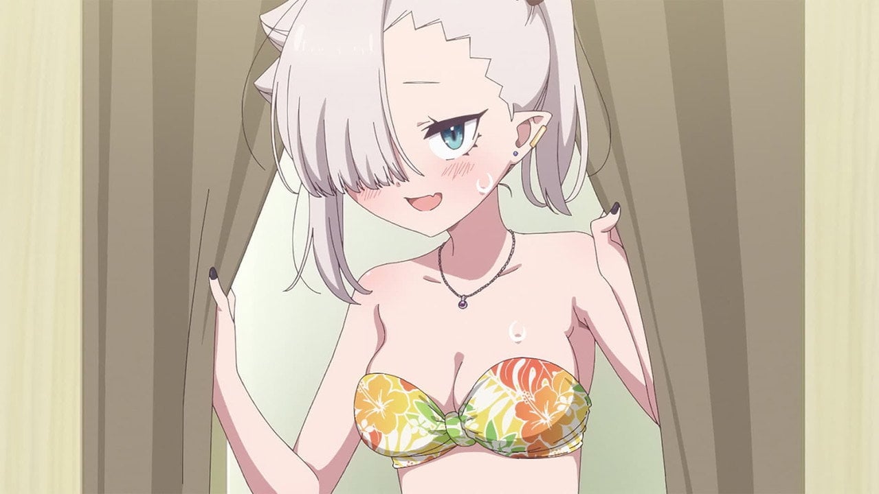 Li'l Miss Vampire and Swimsuits