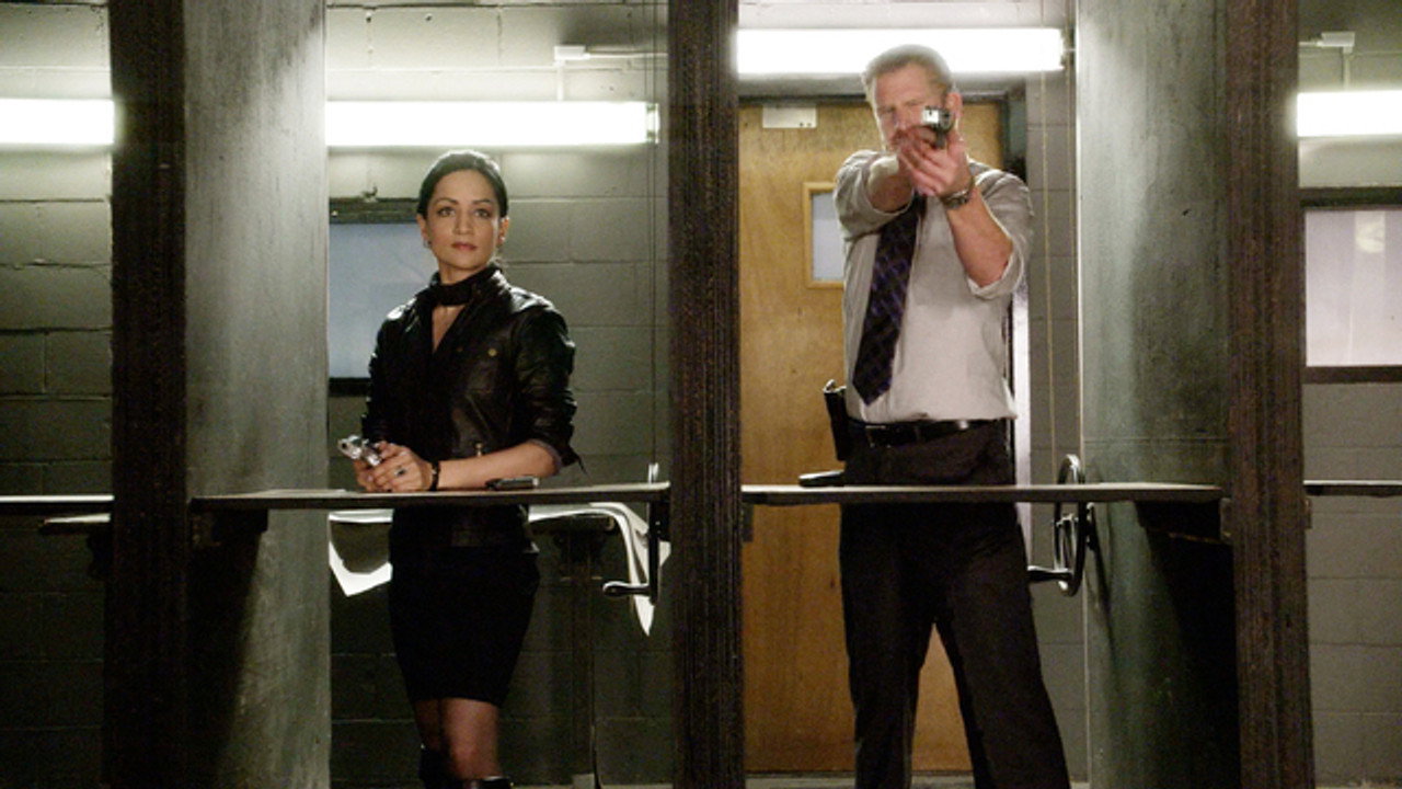Une femme exemplaire S01E11