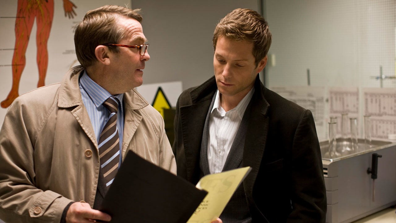 Law & Order: UK S01E03