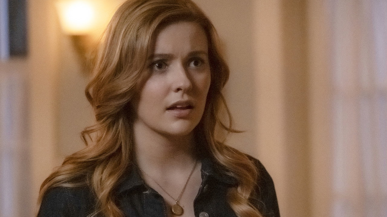 Nancy Drew S01E08